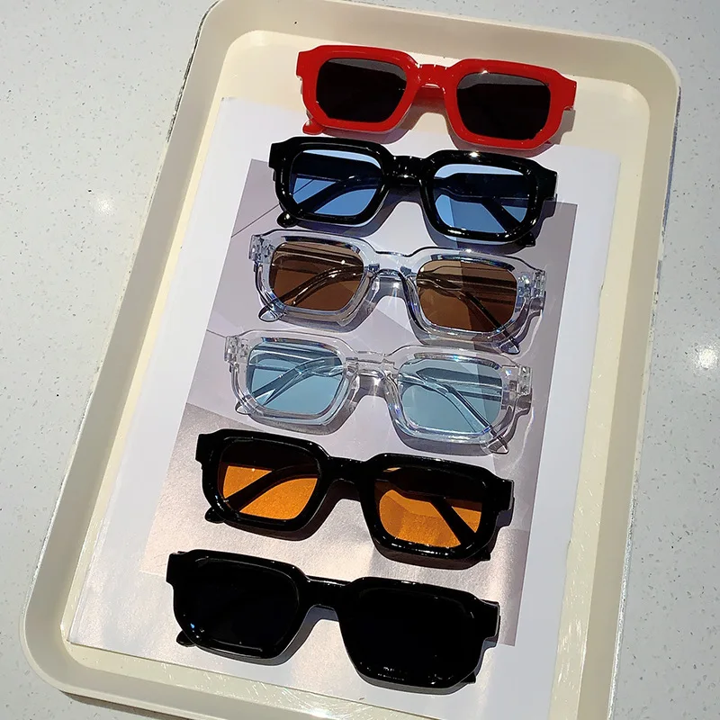 Designer Sunglasses - نظارات شمسية بإطار مستطيل كلاسيكي للرجال