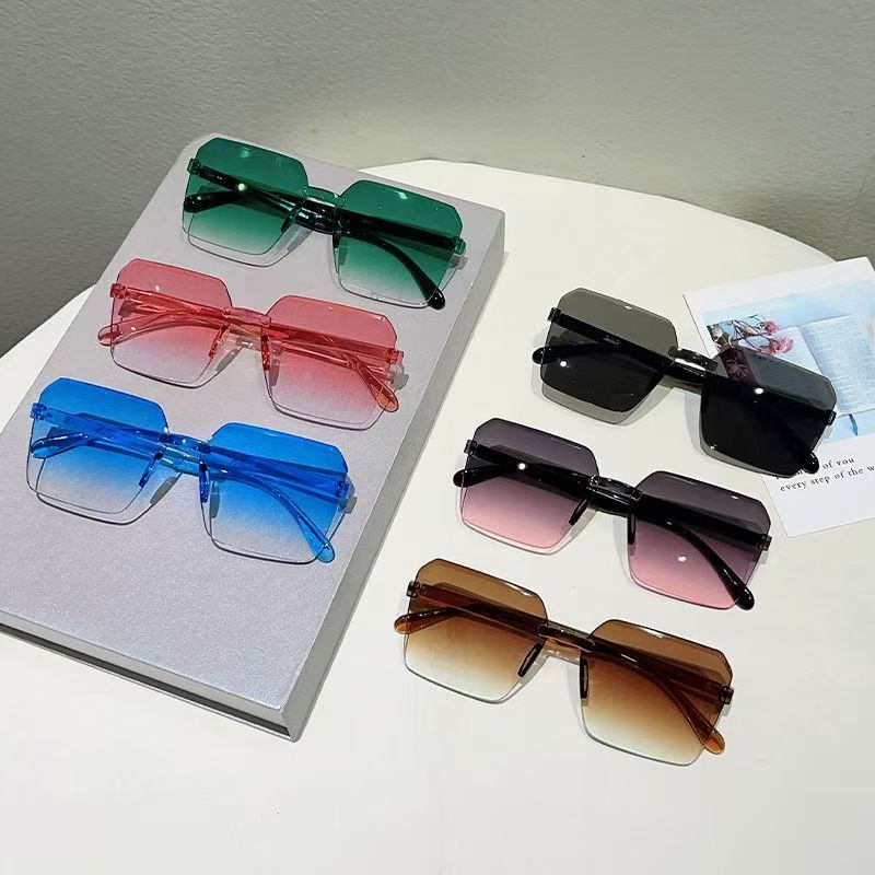 نظارات شمسية جديدة بدون إطار ب - مراجعة Designer Sunglasses وسعره