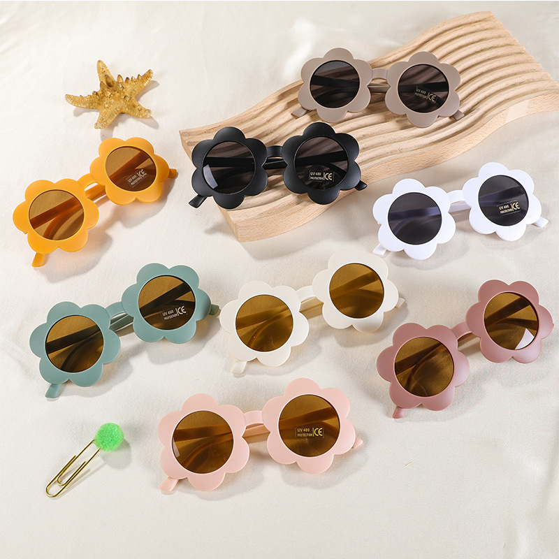 نظارات شمسية جديدة للأطفال UV4 - مراجعة Sunglasses Uv400 وسعره