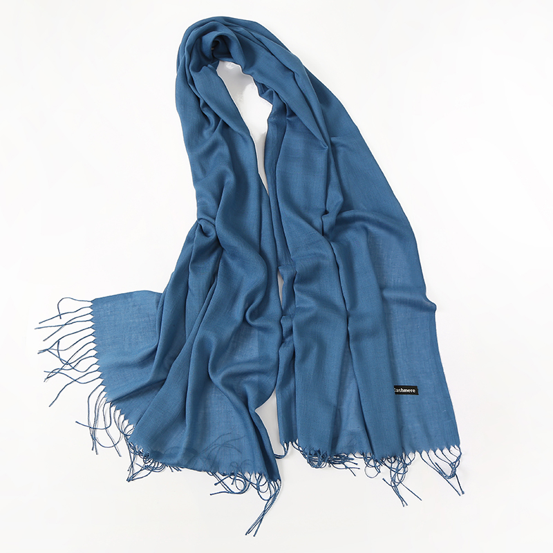 وشاح شتوي للسيدات بلون سادة مو - مراجعة Cashmere Scarf وسعره
