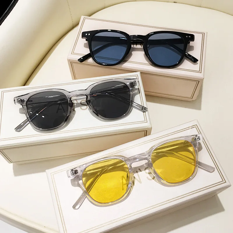نظارات شمسية مربعة رمادية عتيق - مراجعة Designer Sunglasses وسعره